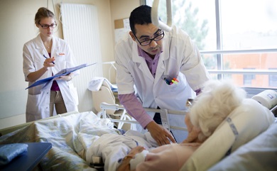 Patiente âgée hospitalisée